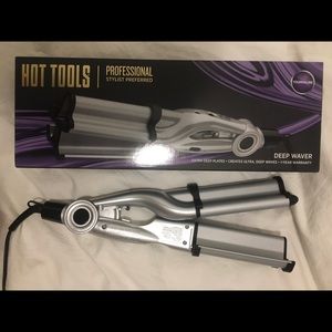 Hot tools Deep Waver. Used once.